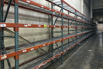 pallet rack teardrop racking liquidation duty light